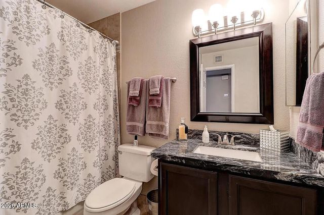 8701 E EDGEMONT Avenue, Scottsdale, AZ 85257