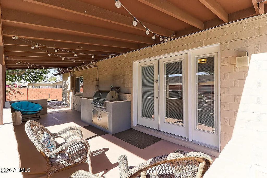 8701 E EDGEMONT Avenue, Scottsdale, AZ 85257