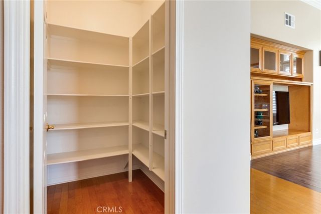 1910 Mesa View Lane, Redlands, CA 92373