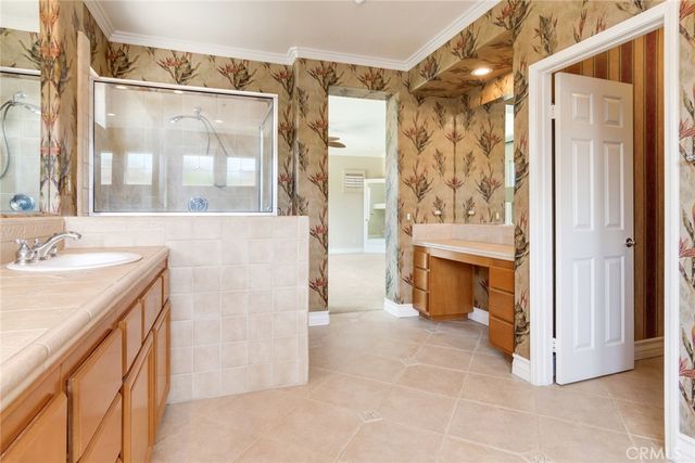 1910 Mesa View Lane, Redlands, CA 92373