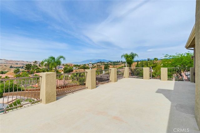 1910 Mesa View Lane, Redlands, CA 92373