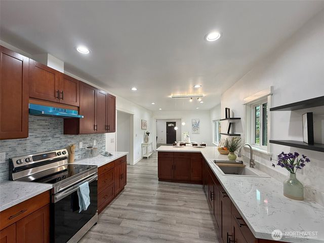 13410 40th Ave S, Seatac, WA 98168