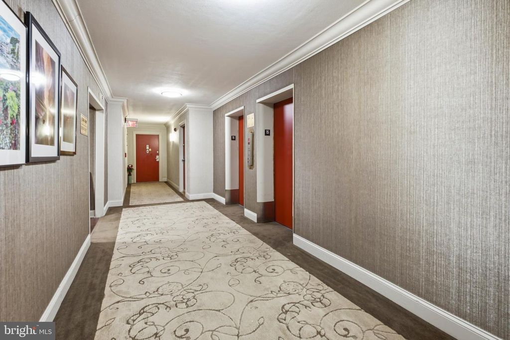2401-00 PENNSYLVANIA AVE #15A08, PHILADELPHIA, PA 19130 — photo 2