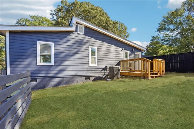 858 Hall NW Street, Atlanta, GA 30318