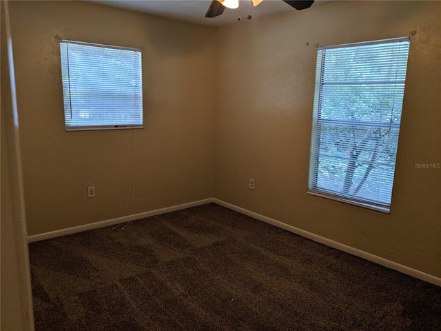 2360 W UNIVERSITY AVENUE, Gainesville, FL 32607