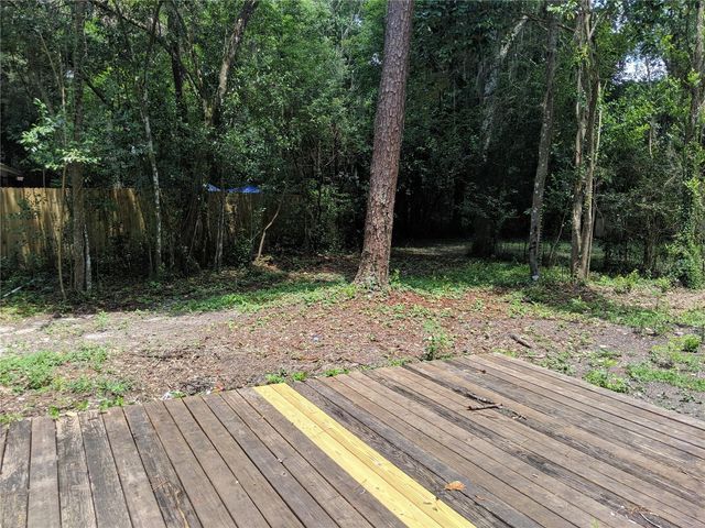 2360 W UNIVERSITY AVENUE, Gainesville, FL 32607