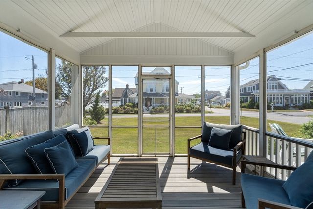64 Ashburton Ave, Marshfield, MA 02050