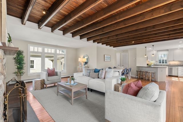 64 Ashburton Ave, Marshfield, MA 02050