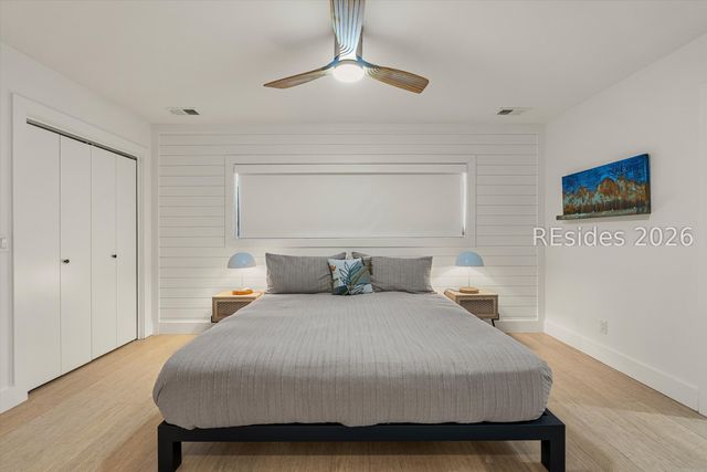8 Goldfinch Ln, Hilton Head Island, SC 29928