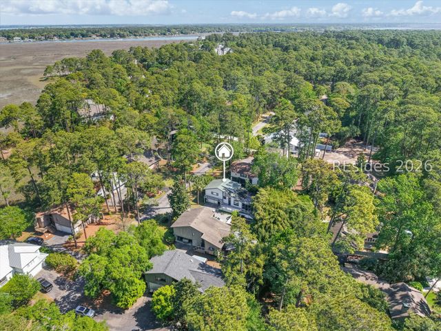 8 Goldfinch Ln, Hilton Head Island, SC 29928