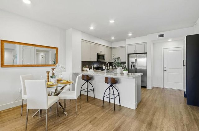 5951 Sunstone Drive 208, San Jose, CA 95123