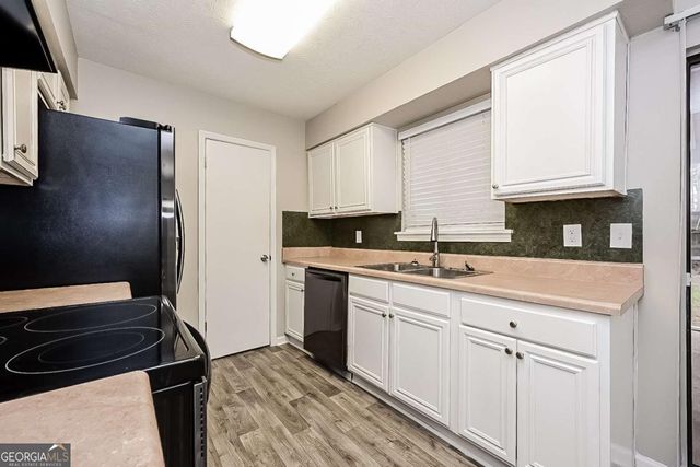 8990 Sterling Ridge Lane, Jonesboro, GA 30238