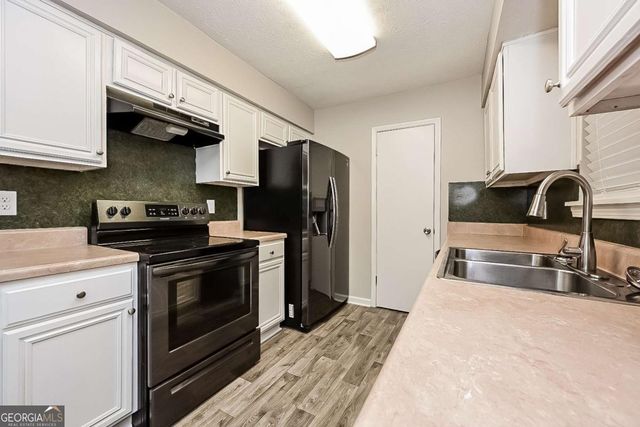 8990 Sterling Ridge Lane, Jonesboro, GA 30238