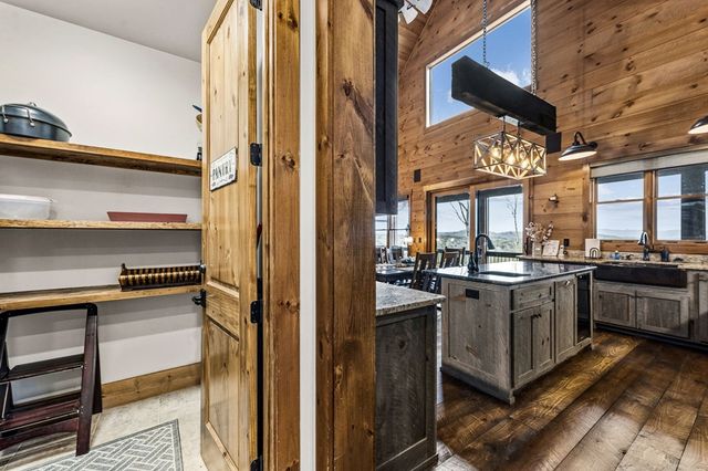 287 Scouts Overlook, Morganton, GA 30560