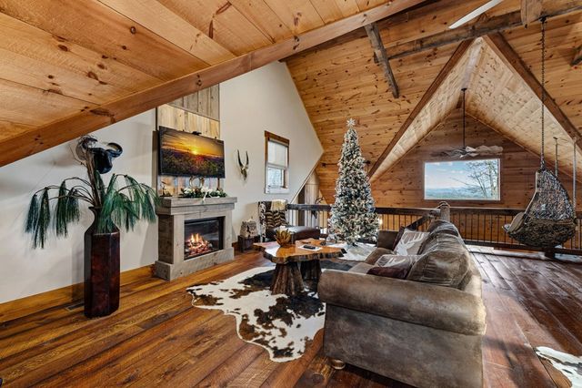 287 Scouts Overlook, Morganton, GA 30560