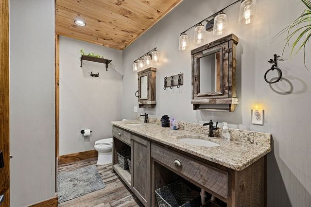 287 Scouts Overlook, Morganton, GA 30560