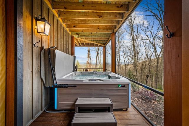 287 Scouts Overlook, Morganton, GA 30560