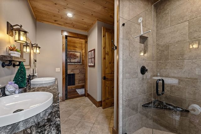 287 Scouts Overlook, Morganton, GA 30560