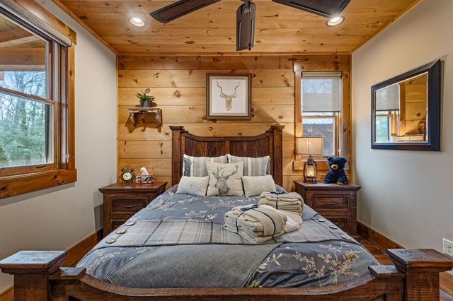 287 Scouts Overlook, Morganton, GA 30560