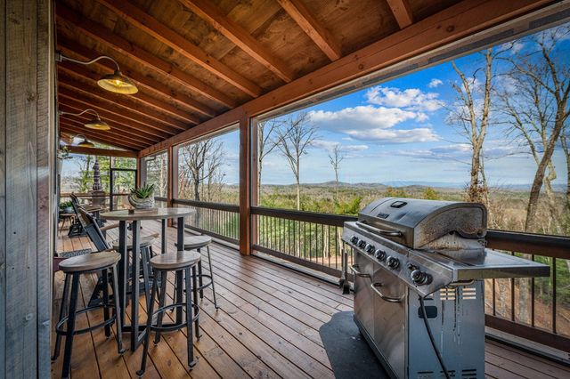 287 Scouts Overlook, Morganton, GA 30560