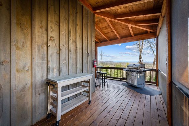 287 Scouts Overlook, Morganton, GA 30560