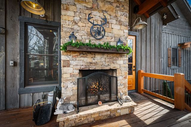 287 Scouts Overlook, Morganton, GA 30560