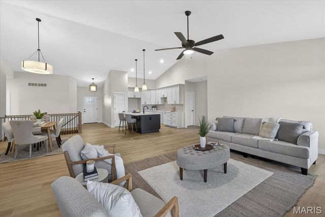 604 Tea Olive Boulevard, O'fallon, IL 62269