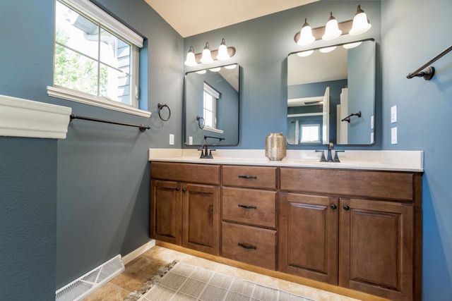 8215 Flagstone Drive, Madison, WI 53719