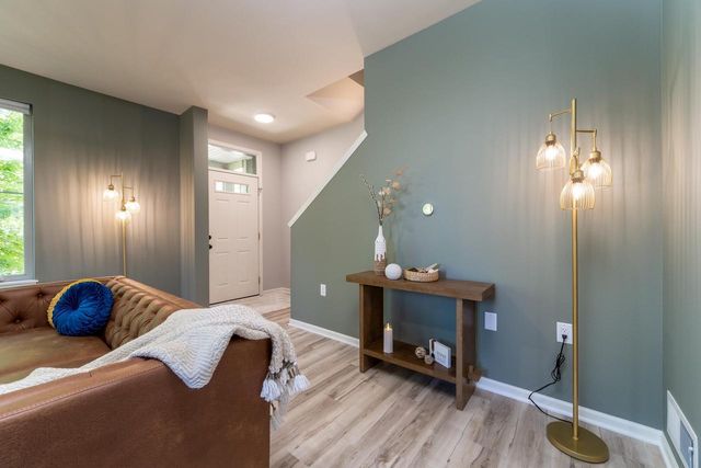 8215 Flagstone Drive, Madison, WI 53719