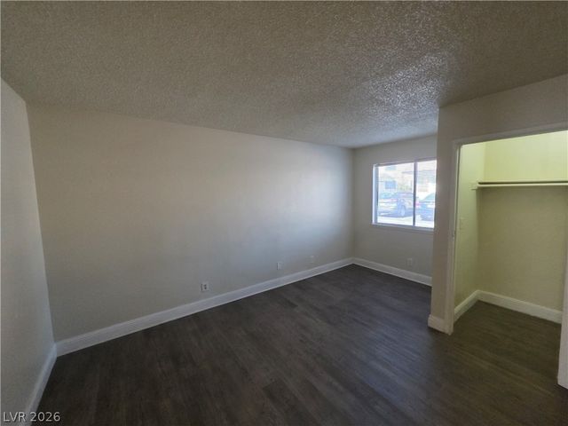4941 Newport Cove Drive B, Las Vegas, NV 89119