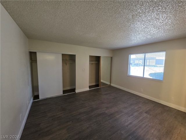 4941 Newport Cove Drive B, Las Vegas, NV 89119