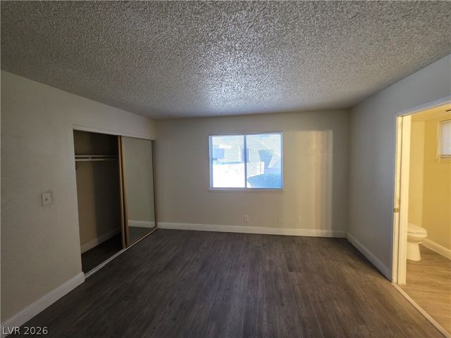 4941 Newport Cove Drive B, Las Vegas, NV 89119