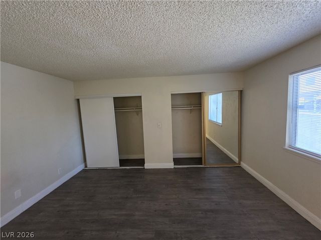 4941 Newport Cove Drive B, Las Vegas, NV 89119