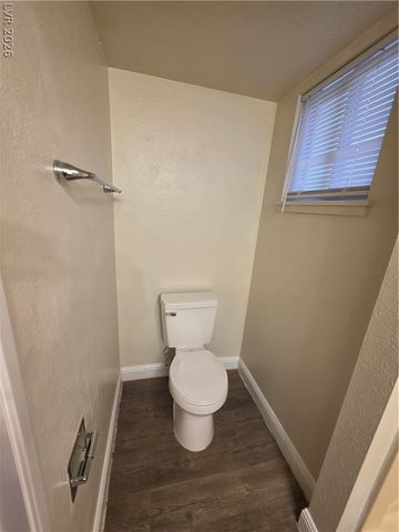 4941 Newport Cove Drive B, Las Vegas, NV 89119