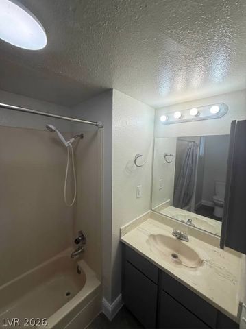 4941 Newport Cove Drive B, Las Vegas, NV 89119