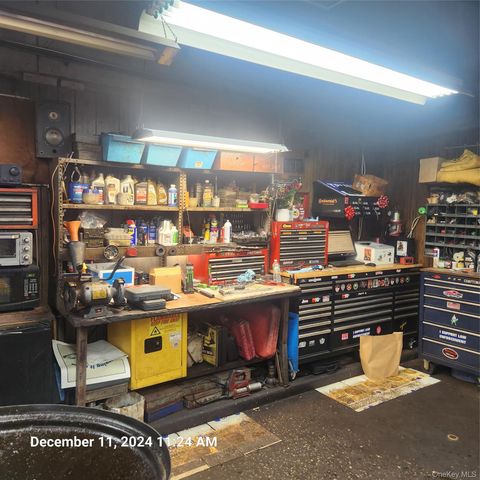 21802 Hillside Avenue, Queens Village, NY 11427