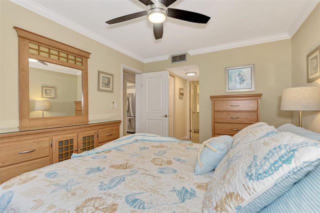 8750 MIDNIGHT PASS ROAD 202, Sarasota, FL 34242