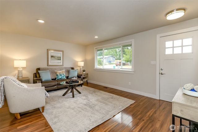 2536 S 365th Place, Federal Way, WA 98003