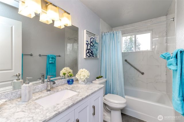 2536 S 365th Place, Federal Way, WA 98003