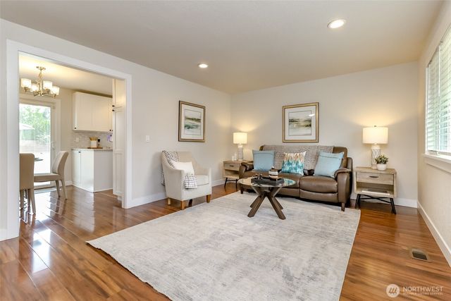 2536 S 365th Place, Federal Way, WA 98003