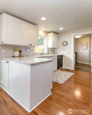 2536 S 365th Place, Federal Way, WA 98003