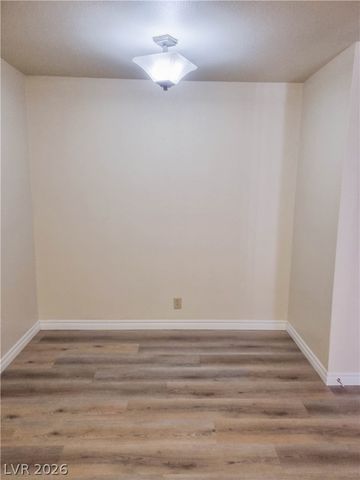 5160 Indian River Drive 346, Las Vegas, NV 89103