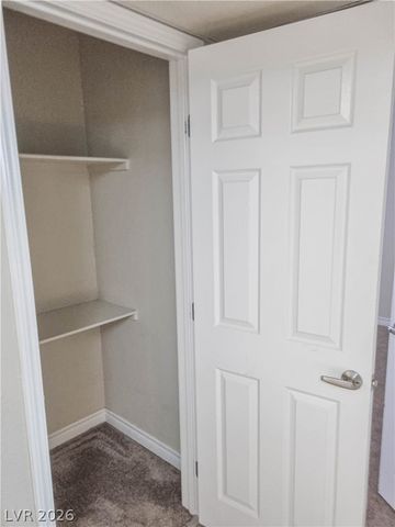 5160 Indian River Drive 346, Las Vegas, NV 89103
