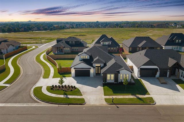 15428 Hatterly Lane, Edmond, OK 73013