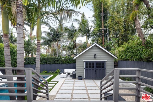 1617 N Vista Street, Los Angeles, CA 90046