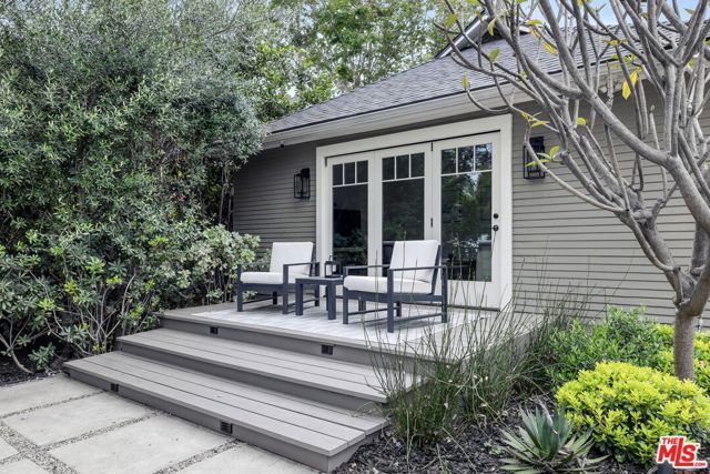 1617 N Vista Street, Los Angeles, CA 90046