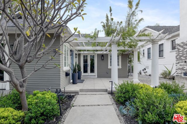 1617 N Vista Street, Los Angeles, CA 90046