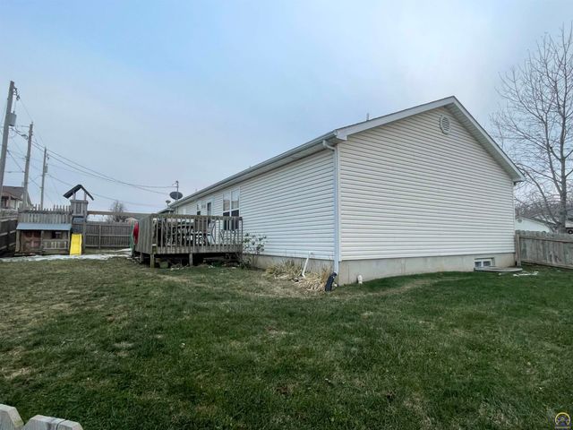 4430 SE Truman AVE, Topeka, KS 66609