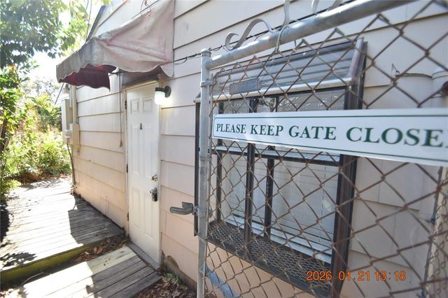 3021 6TH AVENUE N, St Petersburg, FL 33713