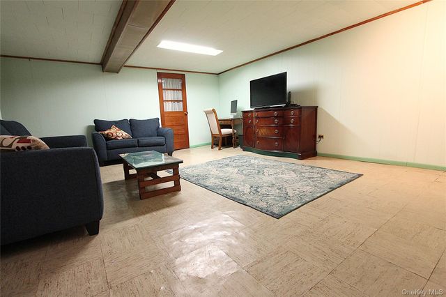 84-07 63rd Avenue, Middle Village, NY 11379